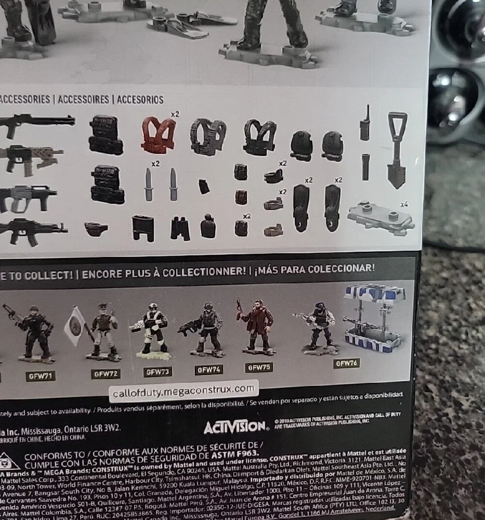 Mega Construx Call of Duty Figure Set - Special Forces Vs Submariners